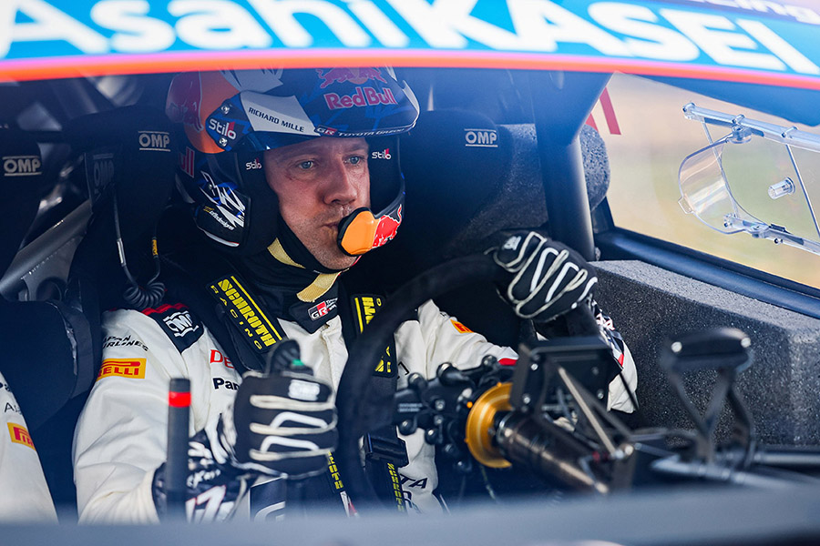 (圖上)Sébastien Ogier在蒙地卡羅笑納生涯第700度賽段勝利