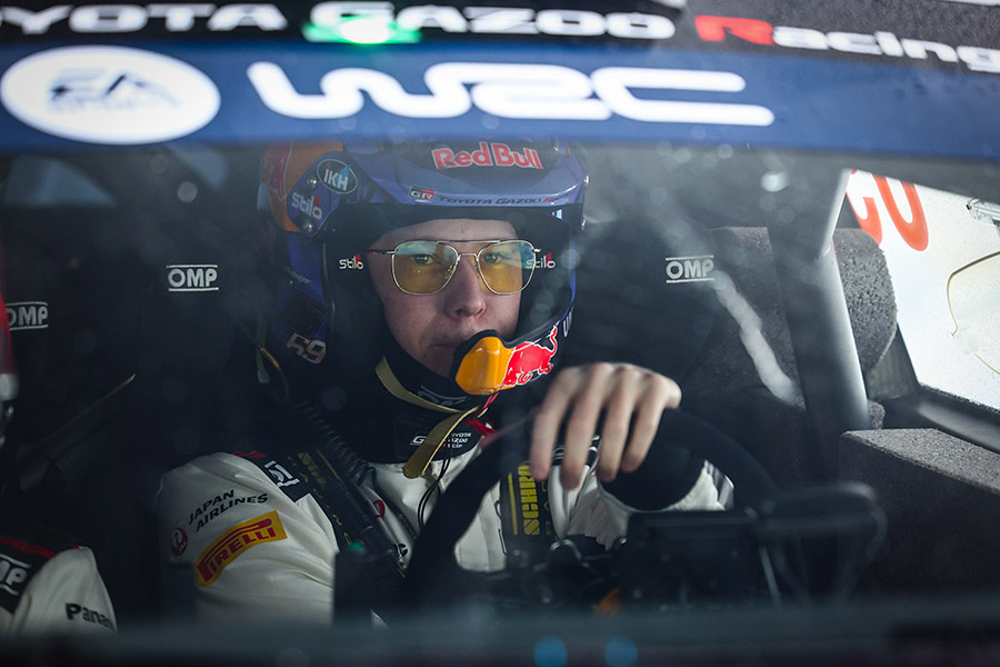 (圖上)Kalle Rovanperä